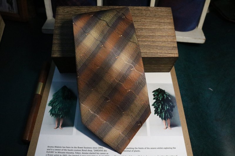 深卡其色條紋領帶真絲氣質necktie - 領帶/領帶夾 - 絲．絹 咖啡色