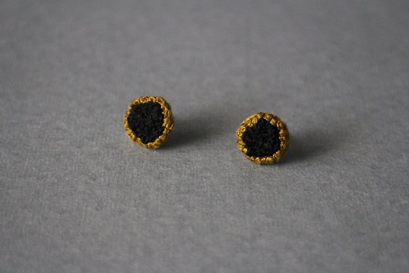 Earrings with name, small sun flower - ต่างหู - งานปัก สีนำ้ตาล