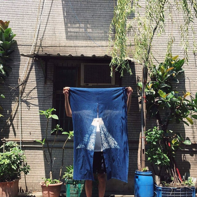 Mount Fuji stitched and dyed blue dyed long curtain - Items for Display - Cotton & Hemp Blue