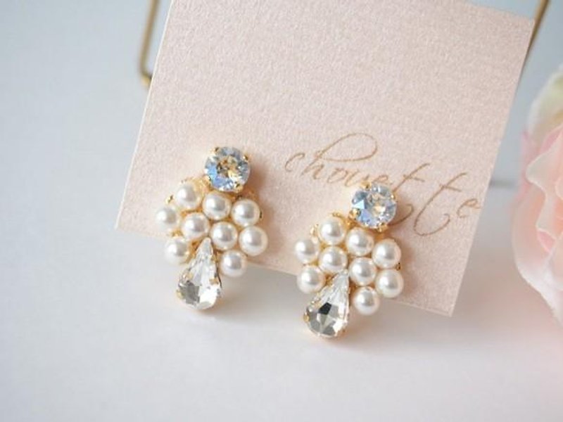 [14kgf] Pearl & Crystal Bijou earrings - Earrings & Clip-ons - Other Metals 
