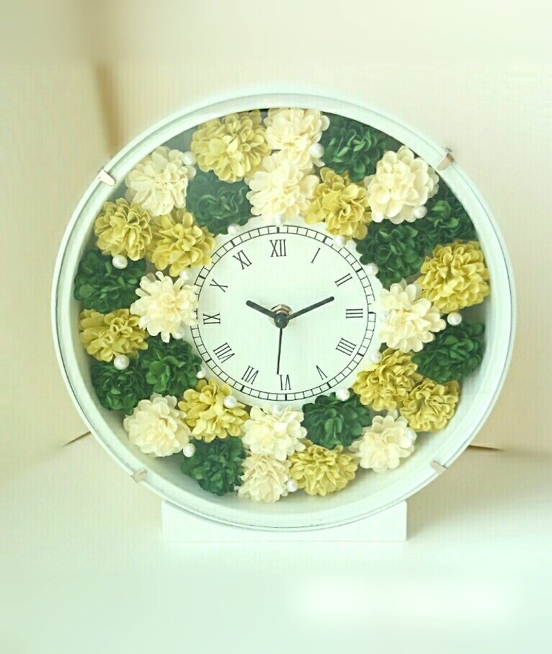 Flower Clock (White) Carnation (Green Mix) - นาฬิกา - ไม้ สีเขียว