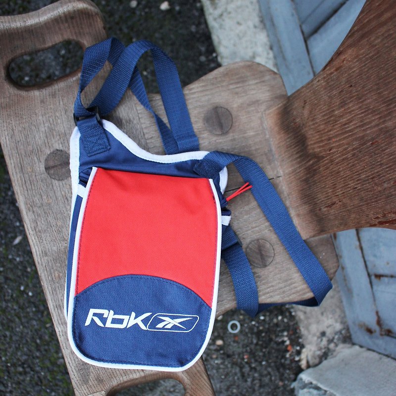 B125 [Vintage canvas bag] Reebok blue x red shoulder messenger bag (Valentine recommended a good thing) - กระเป๋าแมสเซนเจอร์ - วัสดุอื่นๆ สีน้ำเงิน