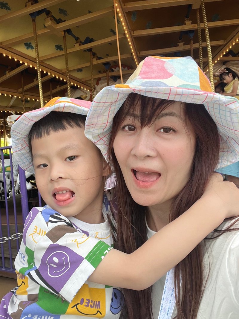 Colorful bubble Sun Hat Toddler Bucket Hat for Mother&Kids Beach Hat - ชุดครอบครัว - ผ้าฝ้าย/ผ้าลินิน 