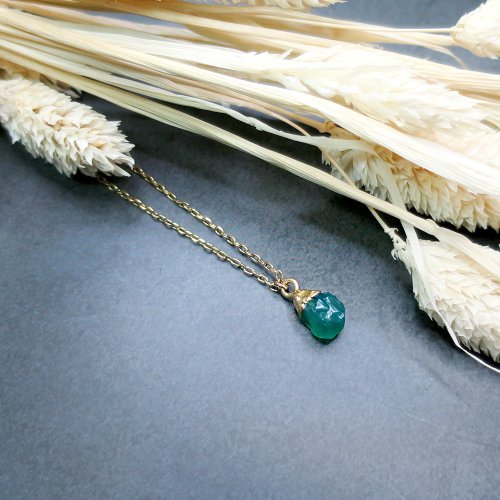 VIIART ❘ 復古黃銅飾物 VIIART。墨翠。Vintage綠玉髓古著銀鍍18K鎖骨項鍊