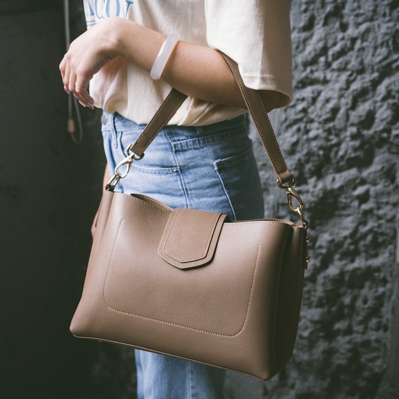 Leather dual-purpose shoulder bag 1953 gray - กระเป๋าแมสเซนเจอร์ - หนังแท้ สีกากี