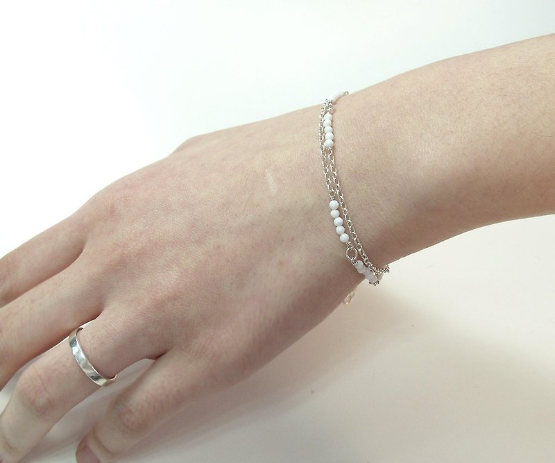 Sterling Silver Bracelet-White Agate Bead Sterling Silver Bracelet 64DESIGN - Bracelets - Sterling Silver White