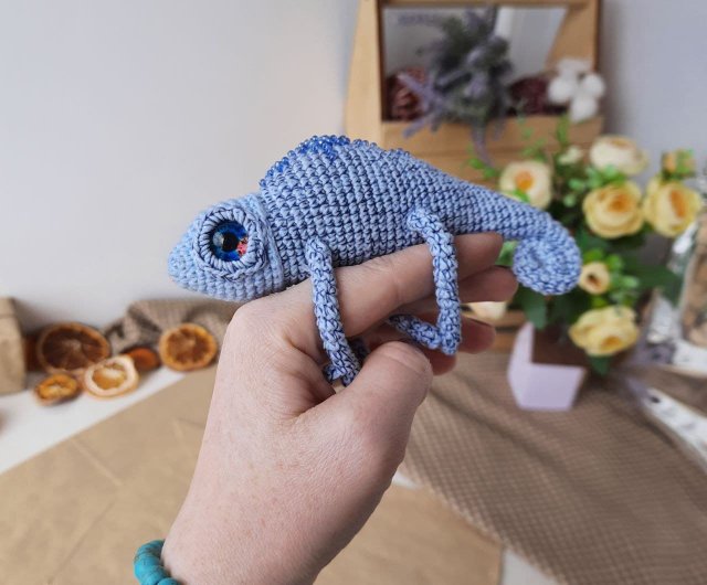 Cute Designer Chameleon Measuring Tape, Hobbies & Toys, Stationery