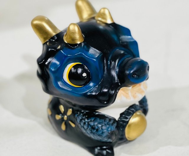 辰年新商品 台湾製 純手描き陶製黒興龍玉 龍祈願貯金箱 - ショップ BA