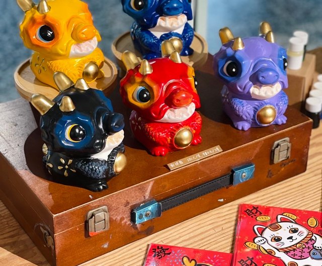 辰年新商品 台湾製 純手描き陶製黒興龍玉 龍祈願貯金箱 - ショップ BA