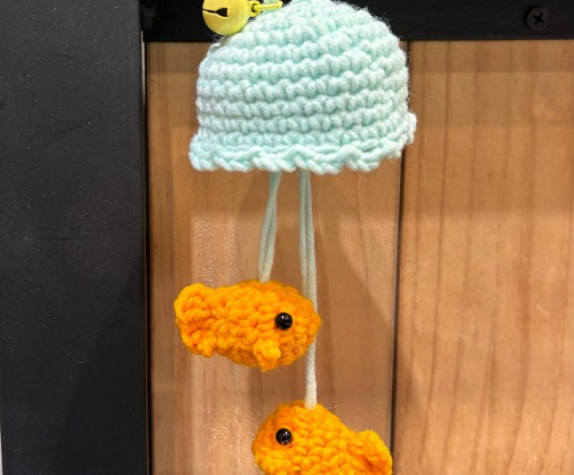 ひまうい様お取り置き　2/4まで　試作　レジンヘアゴム　金魚　六角形 金魚(弟子作) レジンヘアゴム 中華ぽい おめめクリクリ金魚