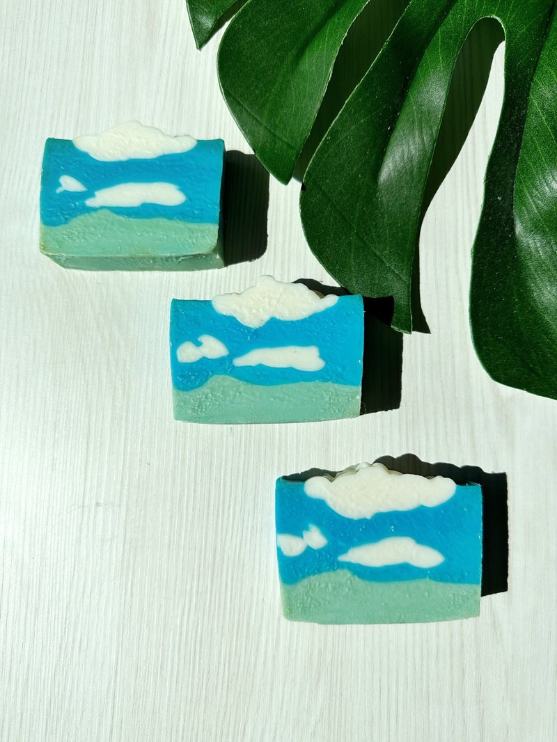 藍天白雲風景皂 - 肥皂/手工皂 - 精油 
