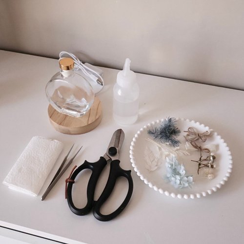 Comma Flower 荳點花飾 DIY材料包•六款永生花浮游花夜燈 畢業 生日 手作禮物