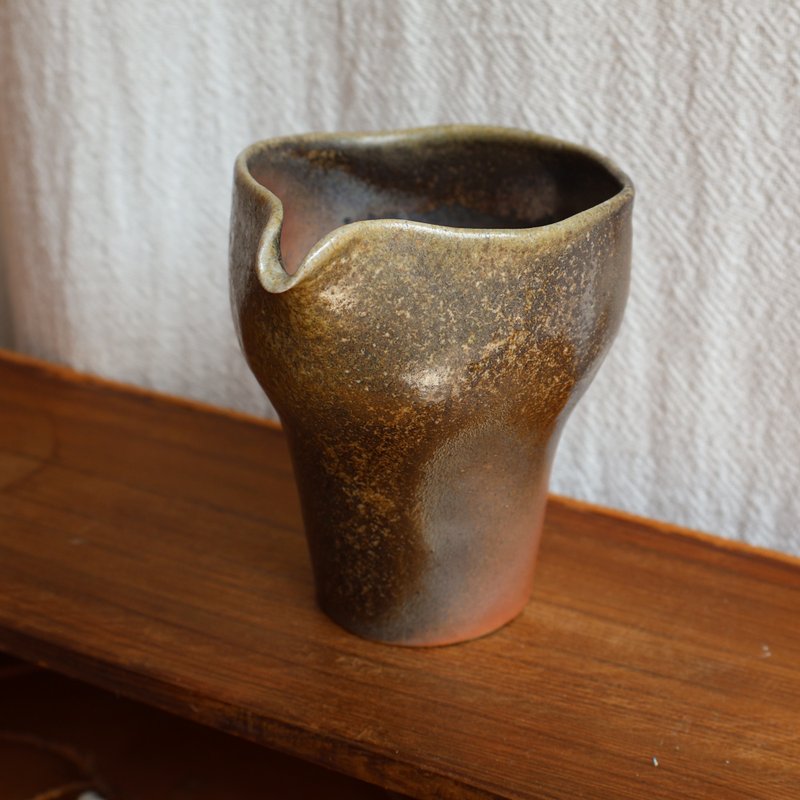緋紅 柴燒陶茶海 公道杯 - 茶壺/茶杯/茶具 - 陶 咖啡色