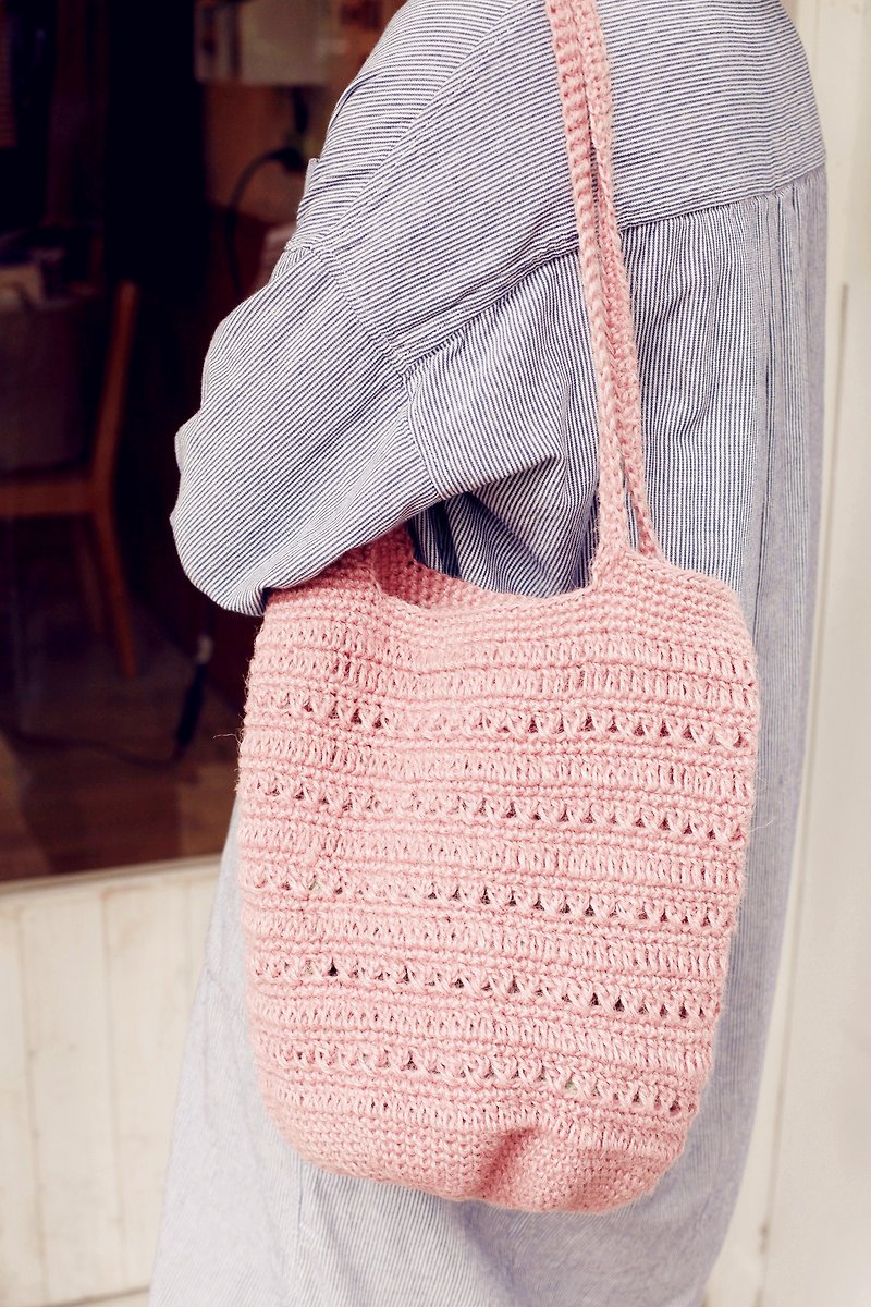 [Good day] handmade hemp rope woven bag pink spring - กระเป๋าแมสเซนเจอร์ - วัสดุอื่นๆ สึชมพู