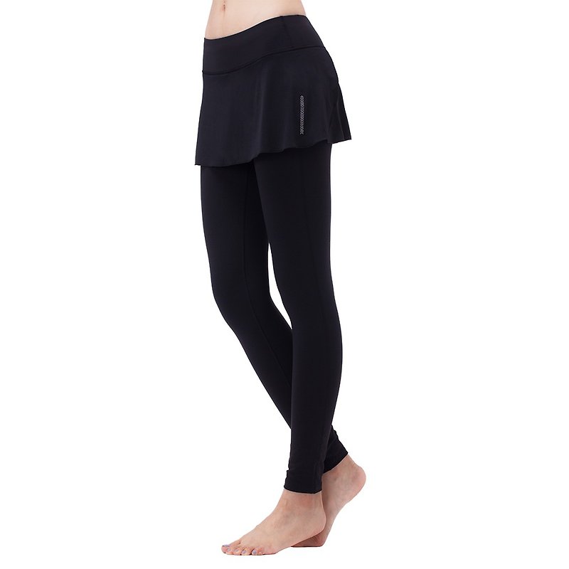 [MACACA] Lightweight Petal Skirt Pants - AWG7271 Black - ชุดโยคะ - ไนลอน สีดำ