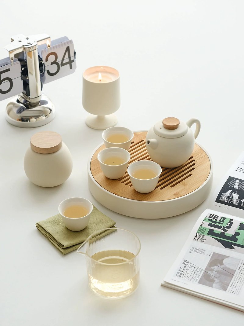 Wen said | Cream / MAROYAKA tea set - Teapots & Teacups - Pottery White