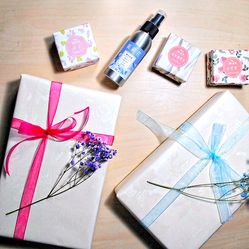 Valentine's Day Gift Box Set ~ Essence + Hydrosol + Essence Oil + Compound Essential Oil Optional Combination (can help handwriting card) - Toners & Mists - Essential Oils 