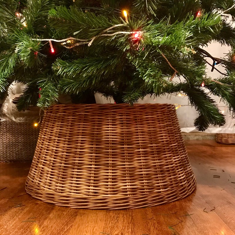 Festive Weave Christmas Tree Skirt. Wicker Christmas tree basket without bottom. - 層架/置物架/置物籃 - 防水材質 咖啡色