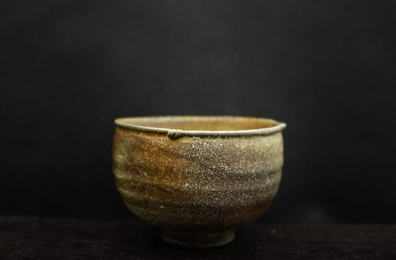 S&M薪窯茶碗 - 茶碗・ボウル - 陶器 カーキ