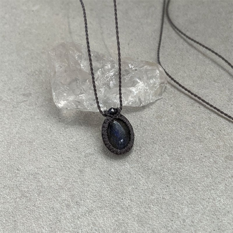Starry Night Labradorite Macrame Vintage Bohemian Necklace - 長項鍊 - 半寶石 灰色