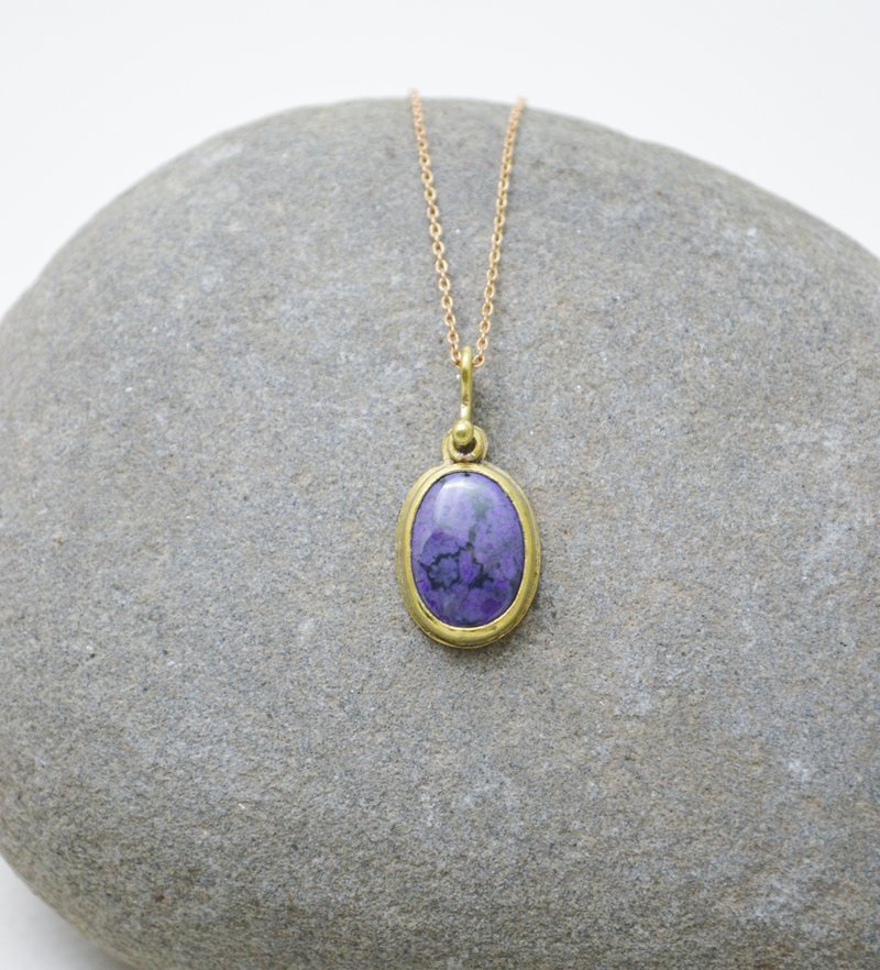 簡單系列-舒俱徠石(杉石)‧黃銅鍊項鍊 - 項鍊 - 銅/黃銅 紫色