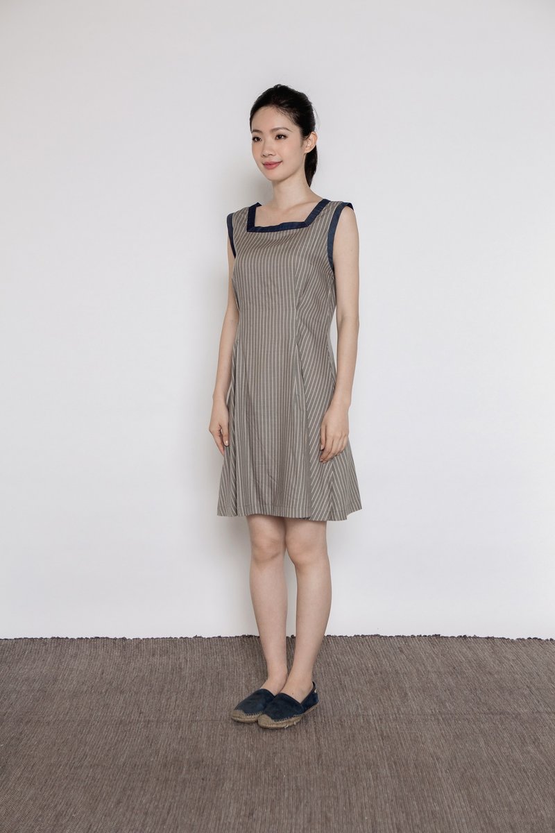 靈魂寫手細織條紋洋裝 Soul Writer Stripe Dress D87 - 洋裝/連身裙 - 其他人造纖維 黑色