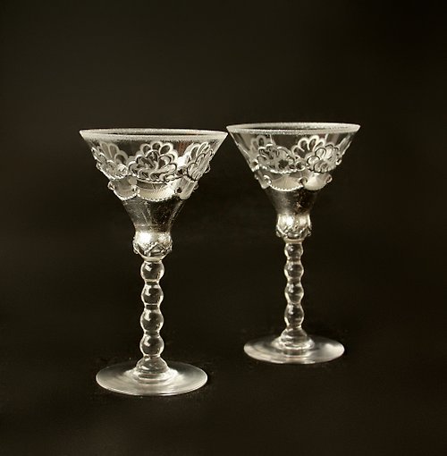 NeA Glass Shot Glasses Sake Liqueur Vintage hand painted set of 2