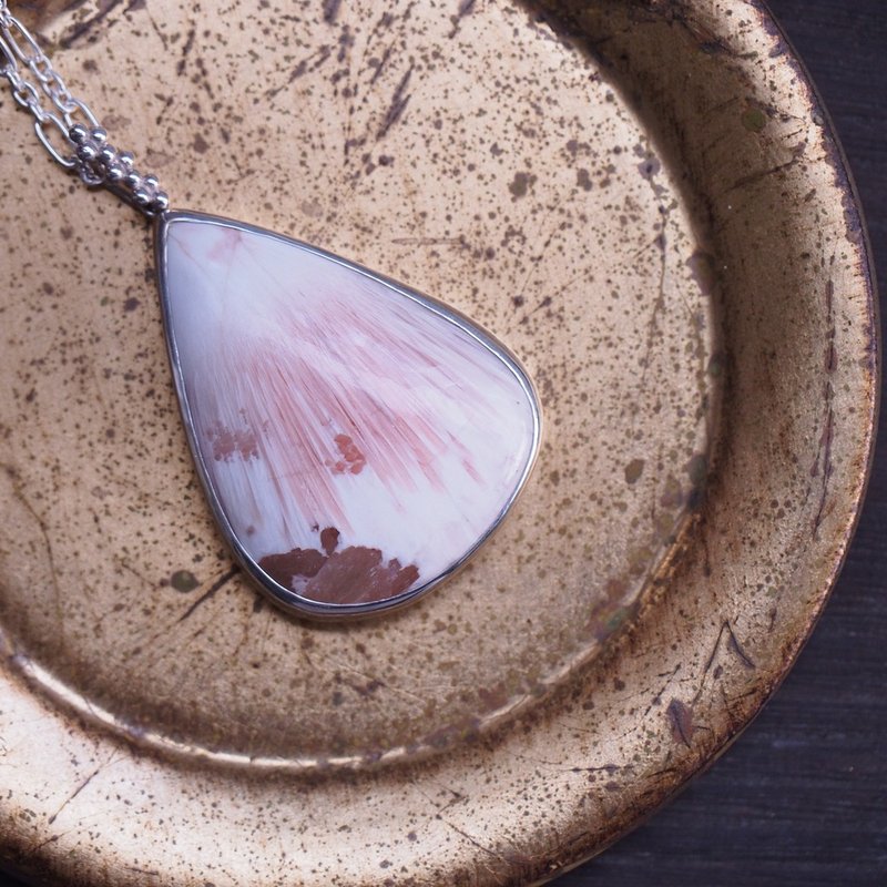 天然粉紅鈣沸石 大顆 手工純銀項鍊 Pink Scolecite Handmade - 項鍊 - 半寶石 粉紅色