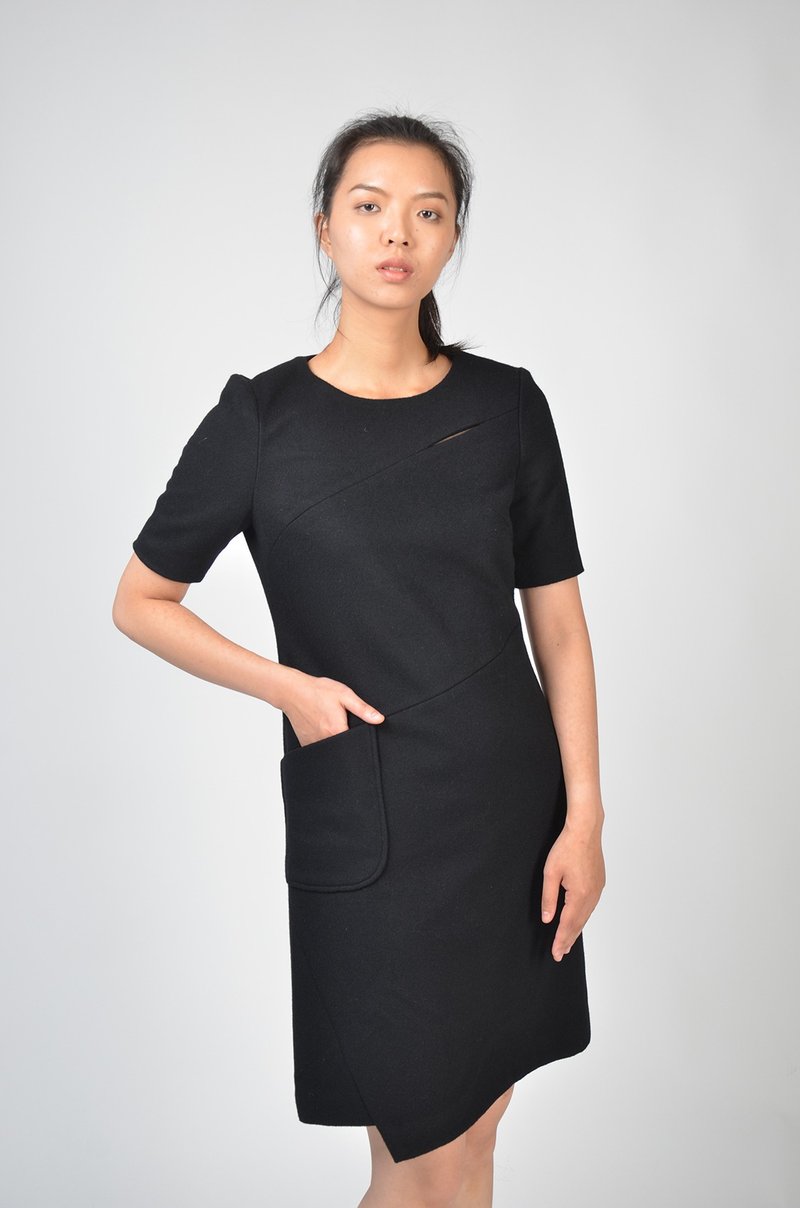 Black wool cut dress - ชุดเดรส - ขนแกะ 