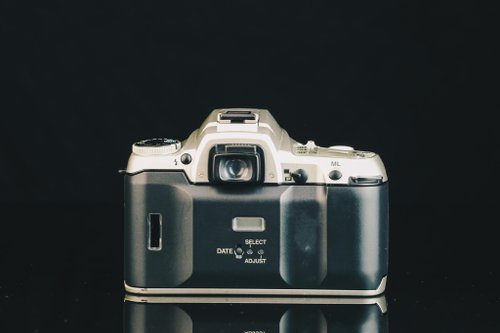 送料無料★名機★ペンタックス PENTAX MZ-7 ボディ+28-80mm F3.5-5.6★シャッター・フラッシュ完動★5822 中古 ペンタックス MZ-7 シルバー FA 28-80mm F3.5-5.6 セット PENTAX 中古フイルムカメラ  48024｜カメラのことなら㈱八百富写真機店