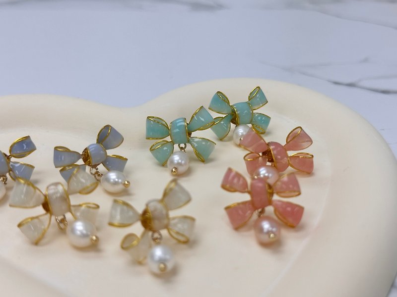 bow pearl earrings - Earrings & Clip-ons - Resin Pink