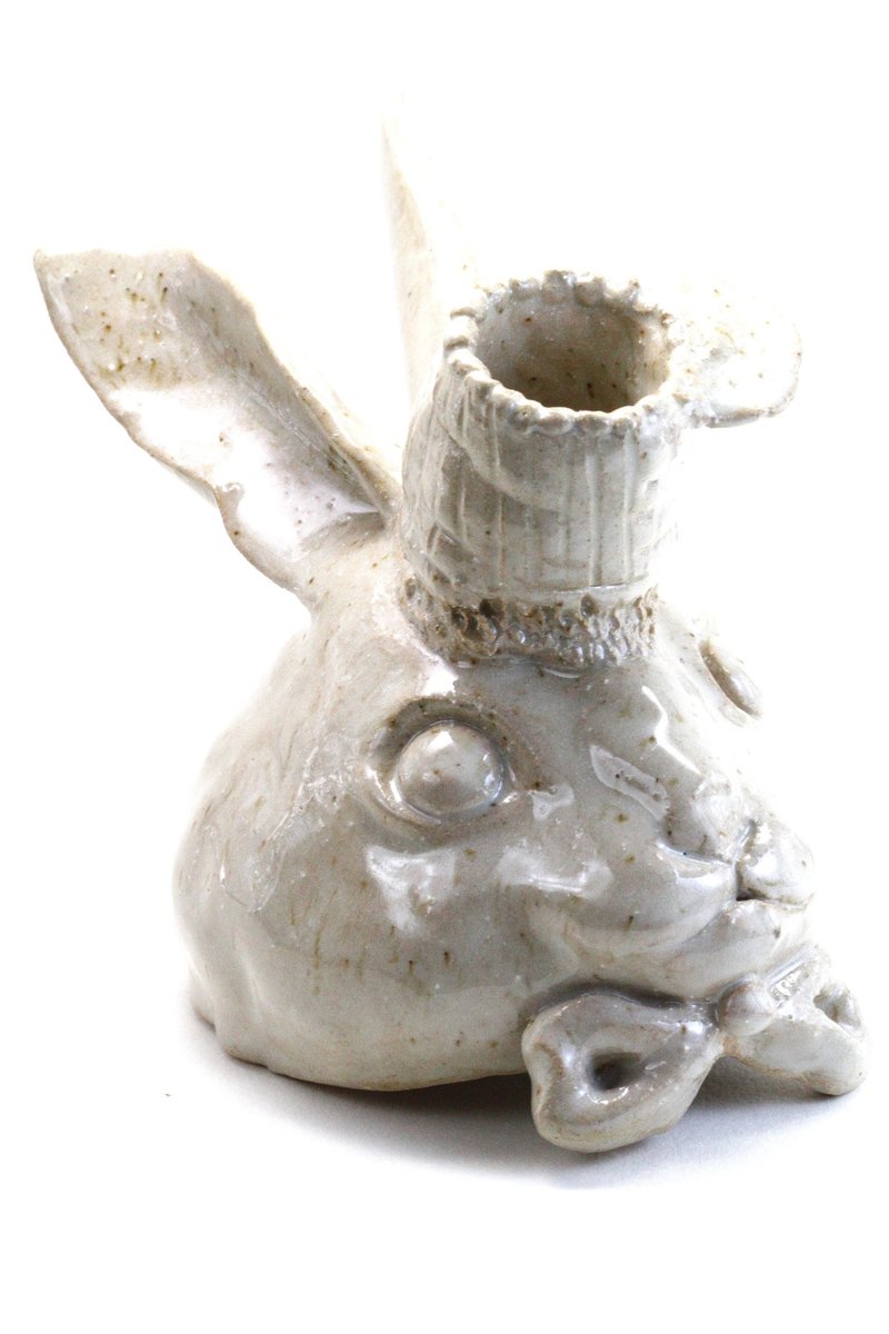 純手捏個性兔子陶瓷擺飾/筆座/牙刷座 - 擺飾/家飾品 - 陶 白色