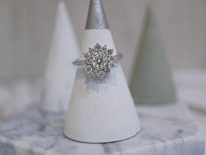 求婚鑽戒-陽 - 戒指 - 鑽石 銀色