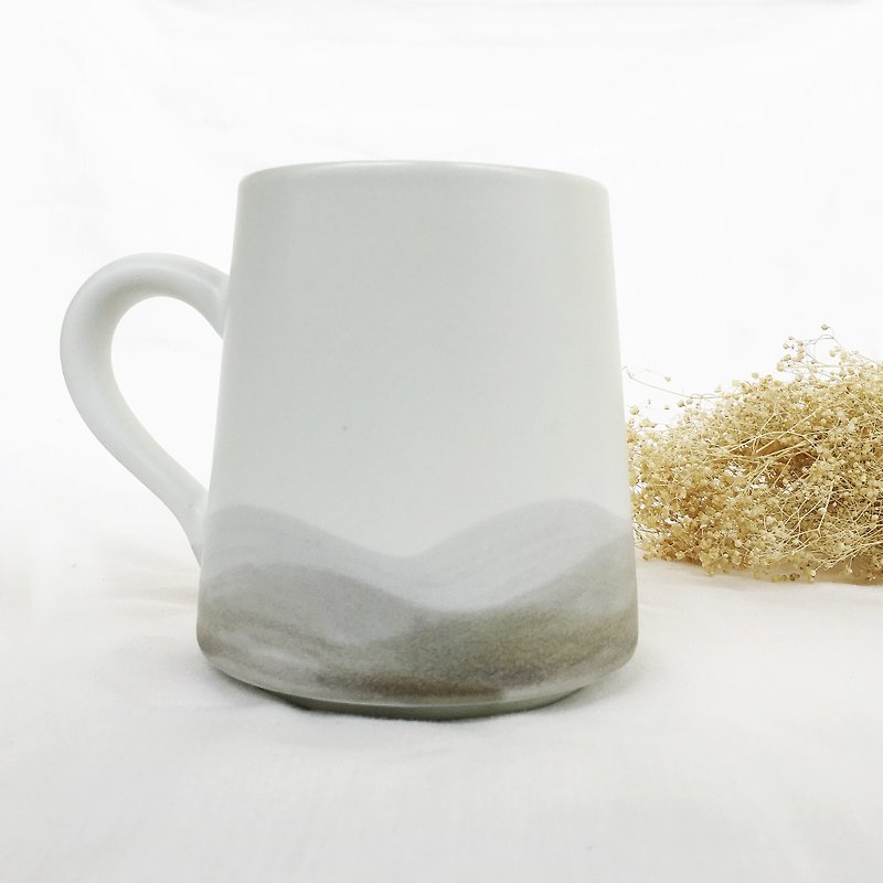 手作りインク風景マグ - 急須・ティーカップ - 陶器 ホワイト