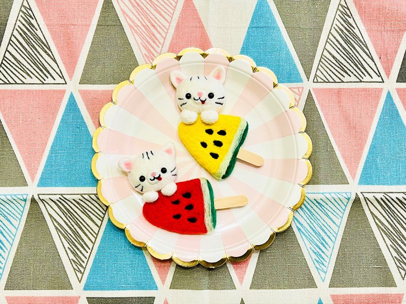 ニャンコとスイカのフェルトマグネット – 全2種類 - マグネット - ウール 