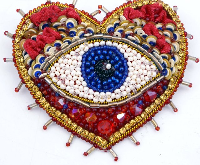 キューピッドシリーズ】ロシア製ハンドメイドの赤いビーズ刺繍 ハート