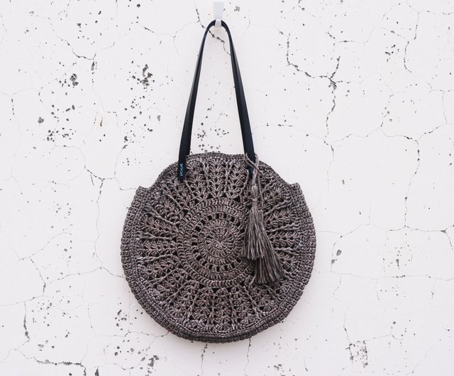 Woven Rounded Shoulder Bag Black