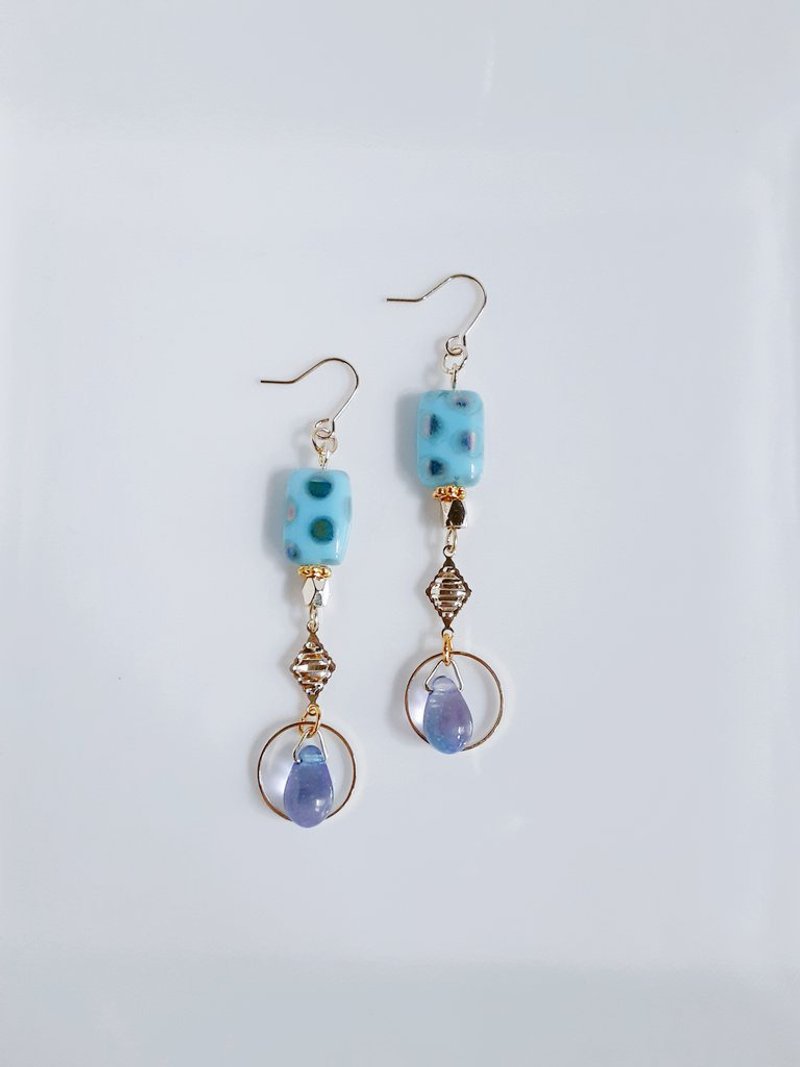 Sky Blue Dangling Earrings Czech Glasses Beads Earrings Gifts For Her - ต่างหู - แก้ว สีน้ำเงิน