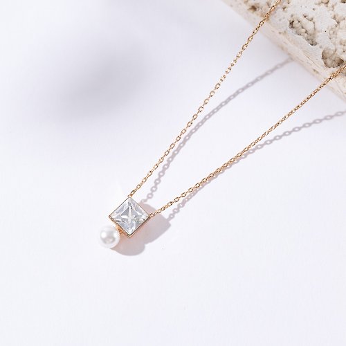SOIRÉE BY N.Y. 蒔華芮設計師輕珠寶 方形美鑽珍珠項鍊 共兩色