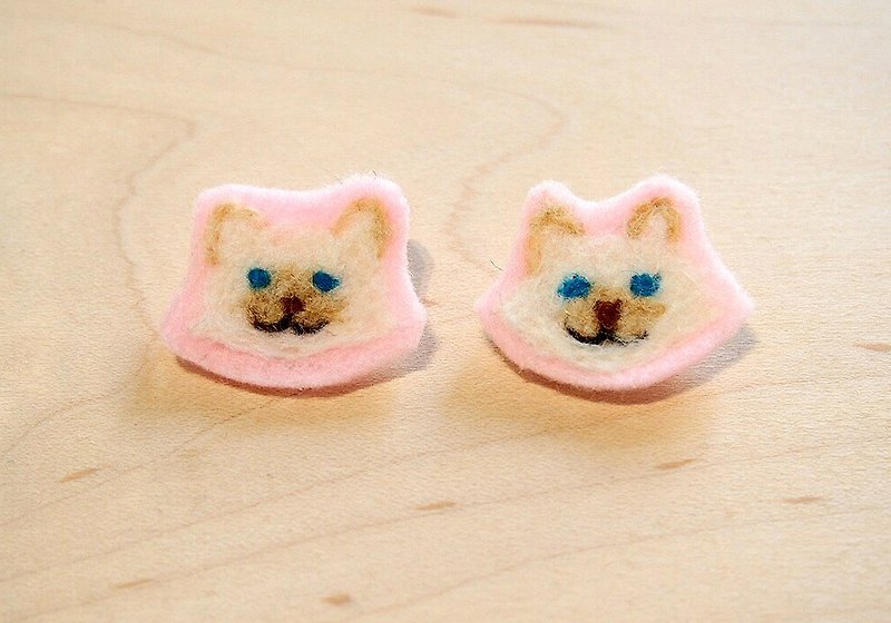 綿菓子の部門 - クリームウールフェルト刺繍イラスト猫小さなピン（1ペア） - アイマスク - ウール ピンク