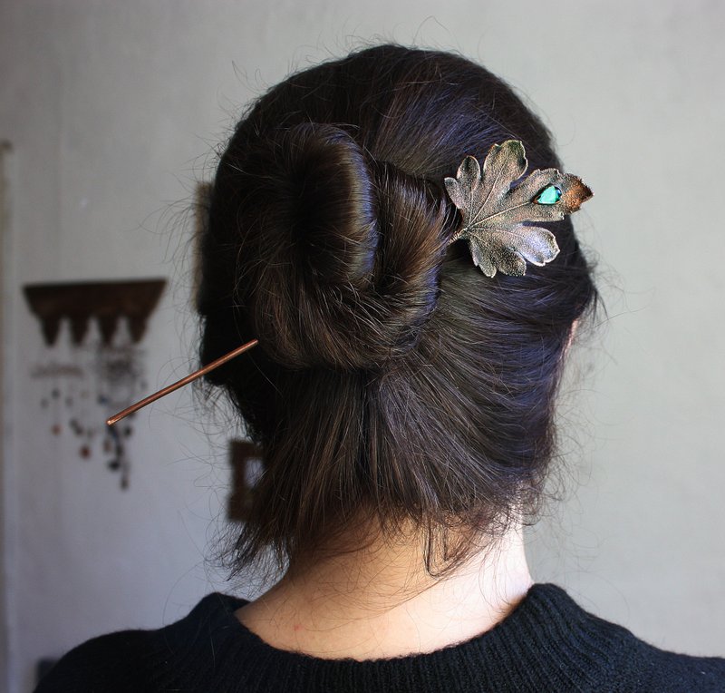 Botanical Real Leaf Hair Pin, Natural Long Hair Adornment, Copper Green Stick - 髮夾/髮圈 - 銅/黃銅 