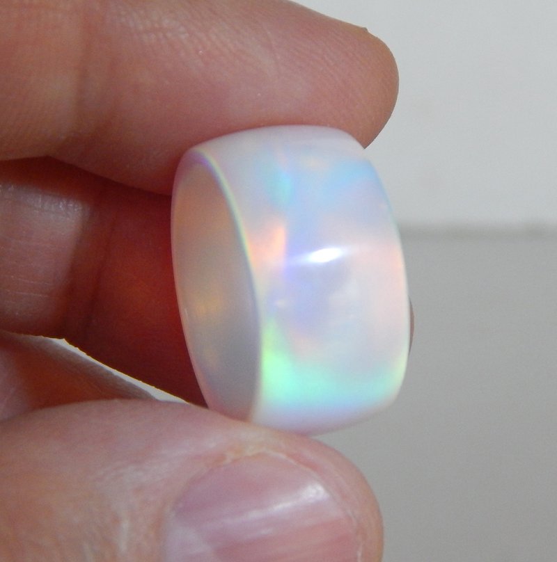 White opal ring. Wide white opal ring. Solid opal ring. - 戒指 - 其他材質 白色