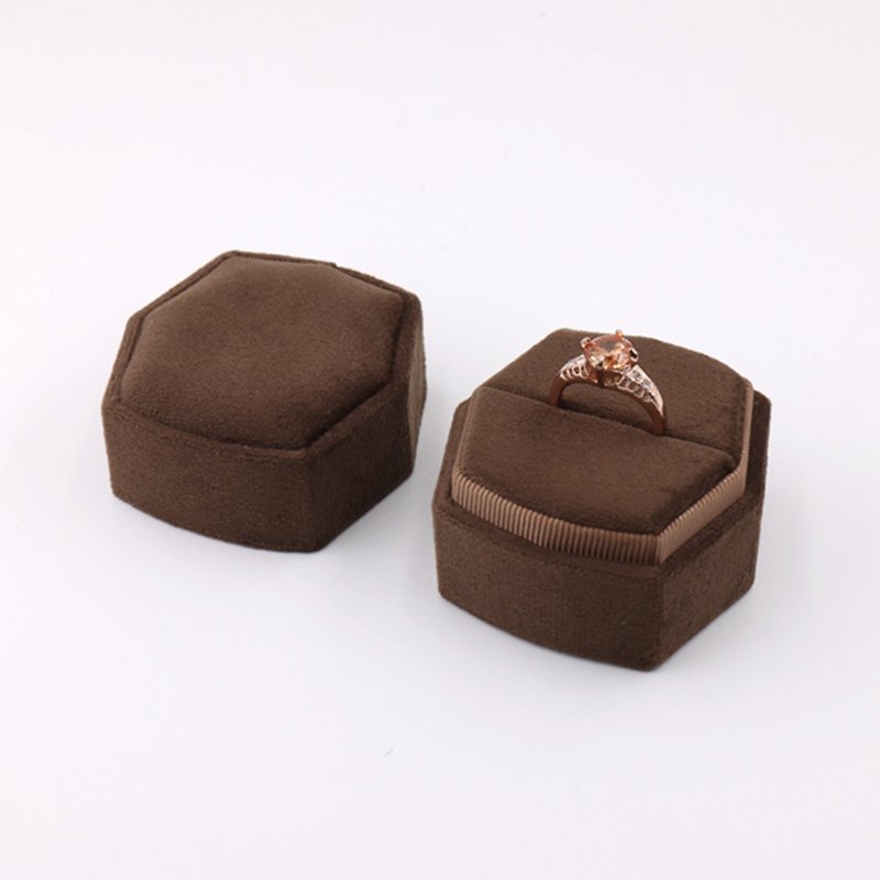 丸みを帯びた六角形のリング ボックス結婚指輪ボックス ブラウン - 収納用品 - コットン・麻 ブラウン