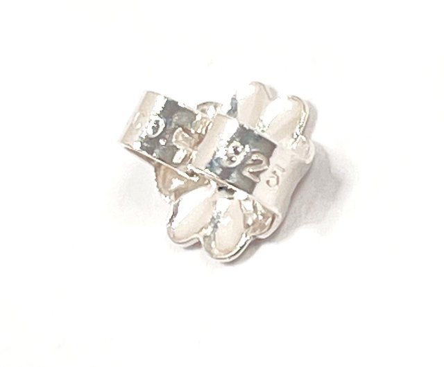 日本直送中古美品】ティファニーTIFFANY&Co. ピアスラビング