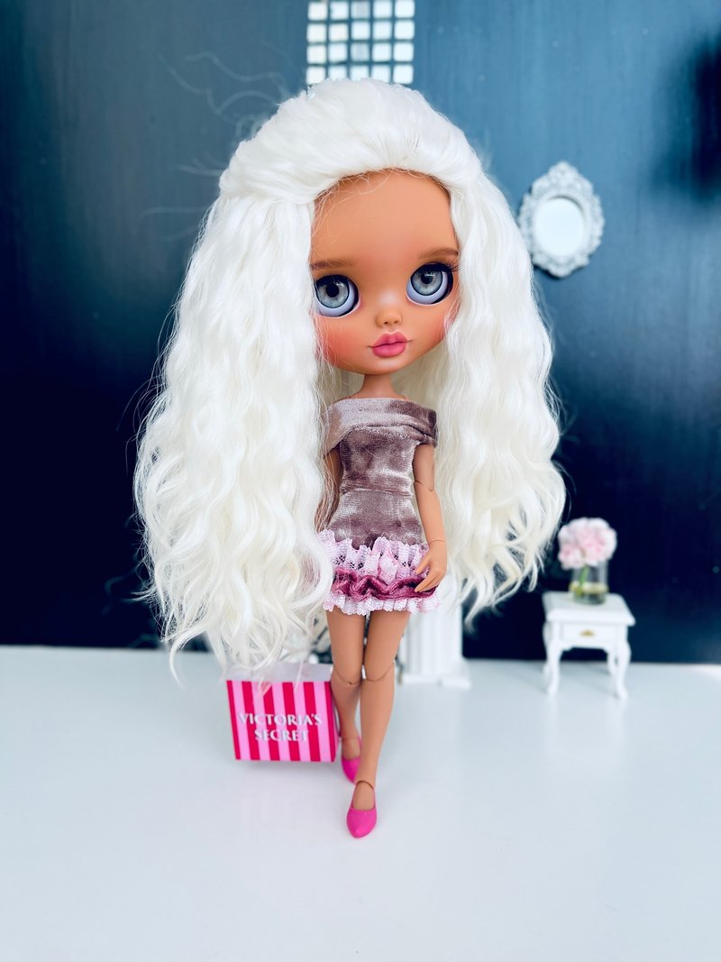 Custom Blythe doll - 公仔/玩偶 - 塑膠 白色
