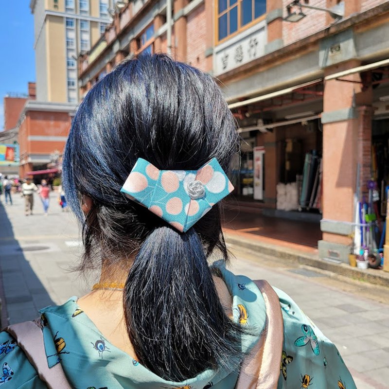 [Japanese Style Waist Twist Knot Hair Clip] Japanese Cotton and Linen Plate Buckle Ruyi Knot Spring Clip - Summer Fresh Style - Hair Accessories - Cotton & Hemp Yellow