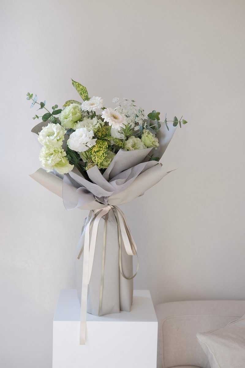白色情人節 自然韓式風格花束 白綠色系花束 - 植栽/盆栽 - 植物．花 白色