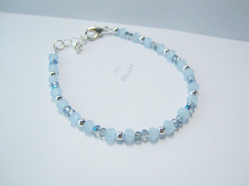 Sky in the Summer - Blue Bracelet / Translucent Blue / Metallic Blue - Bracelets - Gemstone Blue