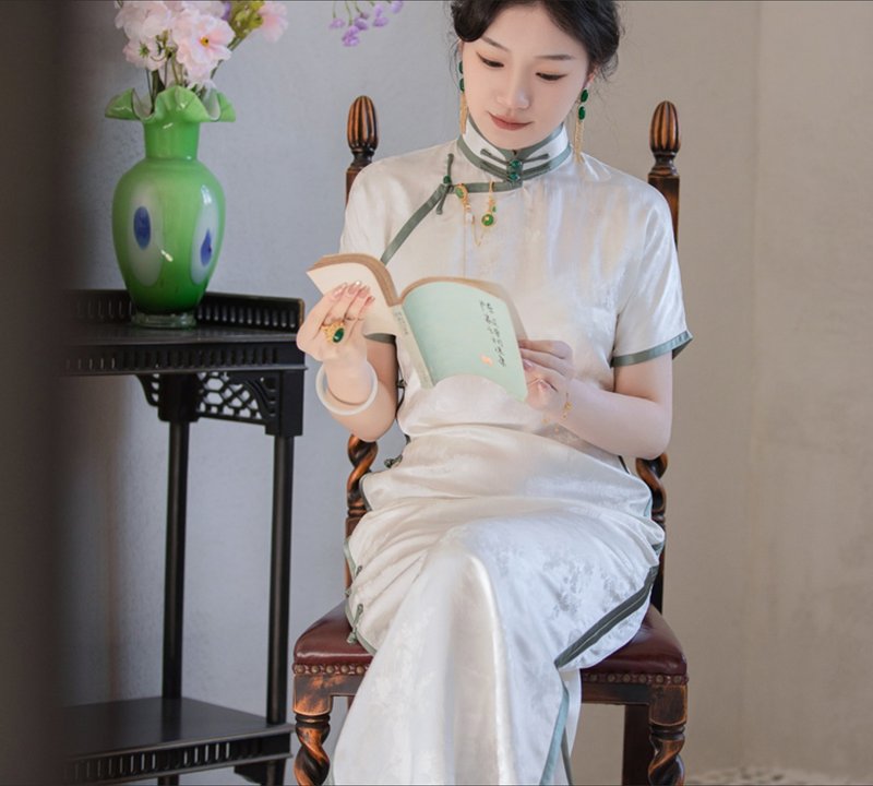 【仙肌雪】 新中式復古/古法旗袍 - 旗袍/改良式旗袍 - 其他材質 白色