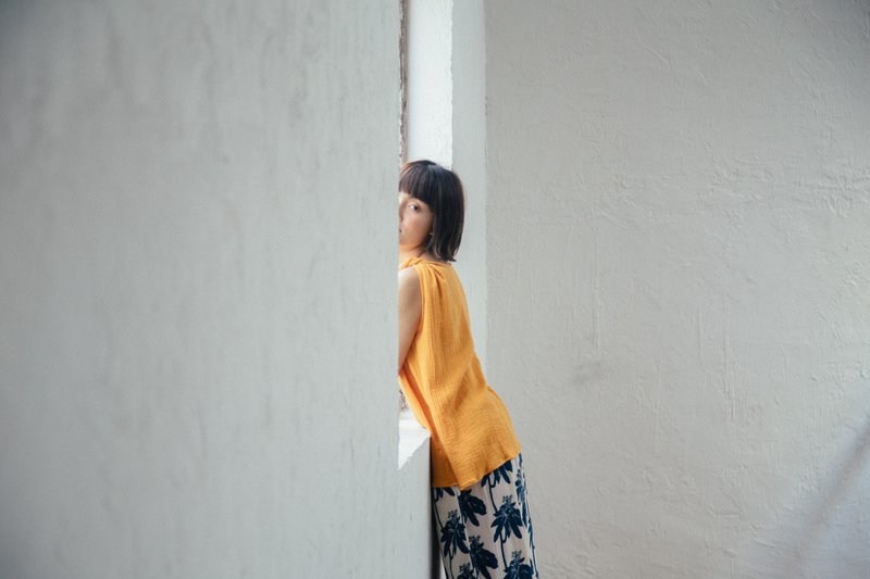 Mulmul Feather orange top - 女上衣/長袖上衣 - 棉．麻 橘色